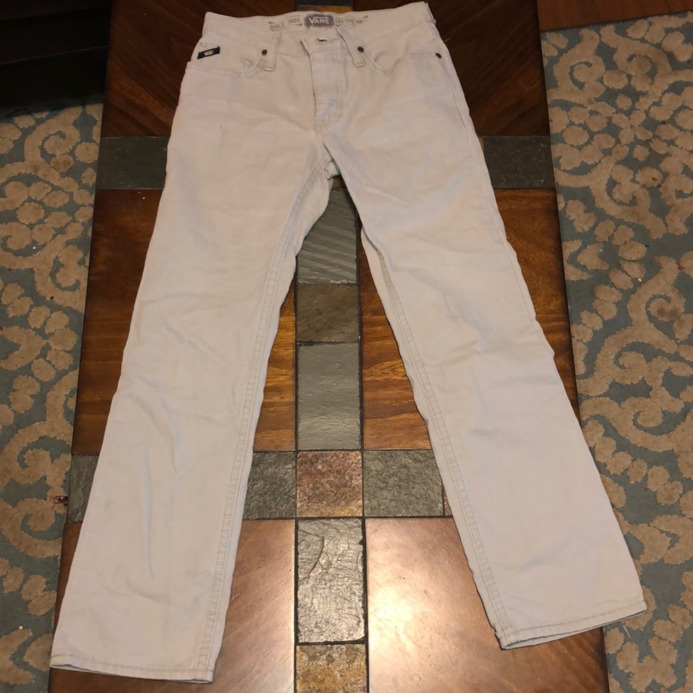 Off the wall vans pants color gray.